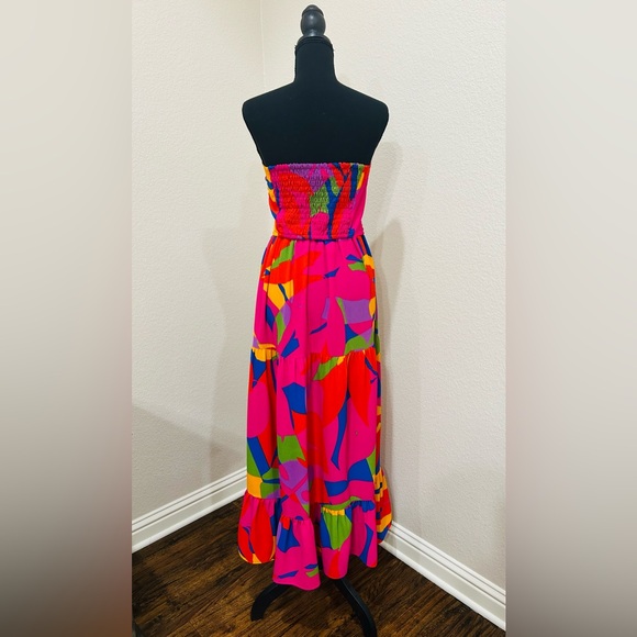 Vibrant 2 piece Sugarlips Soleil Abstract Strapless Maxi Dress set - Picture 4 of 6